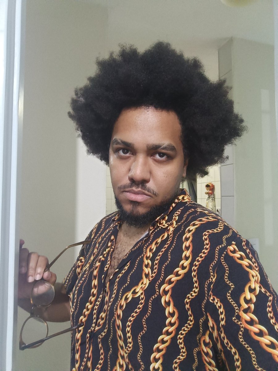 omninnel_'s tweet photo. Fiz a barba e a sobrancelha e fiquei tão gatinho https://t.co/tWcMOAPHKF