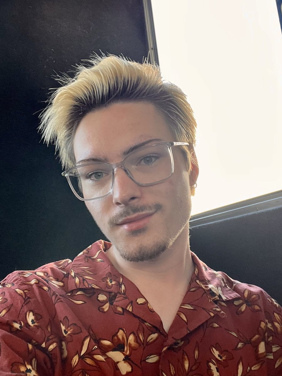 Hunterinaz's tweet photo. Car passed emissions testing😁
Card declined buying groceries!🥴
Cutie gave me his phone number!😝 https://t.co/qdxrRhZVBj