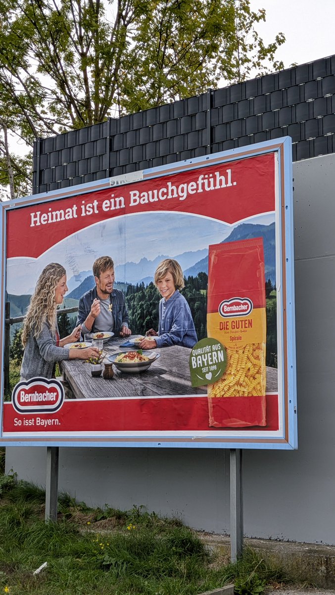 Herr_Mecker tweet picture