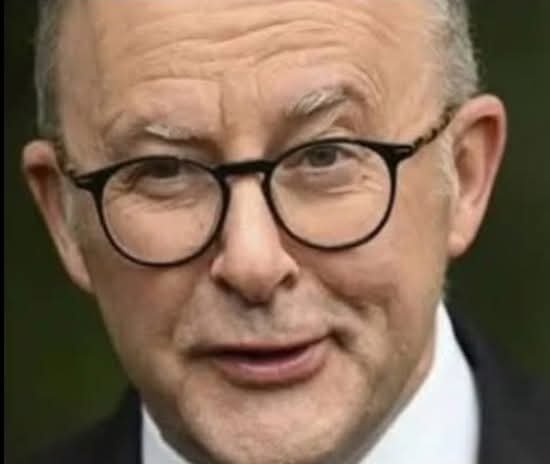 ConnedAgain's tweet photo. Oh, oh, he said the quiet bit out loud, which is horizontally opposed to the responsible #Ministers claims.
A #PipSqueak making a fool of himself & of #Australia on the #World stage.
What a tragic excuse for a #PM
His own #Mother would be apoplectic at his dishonour of her legacy https://t.co/cnpOGtgI8D