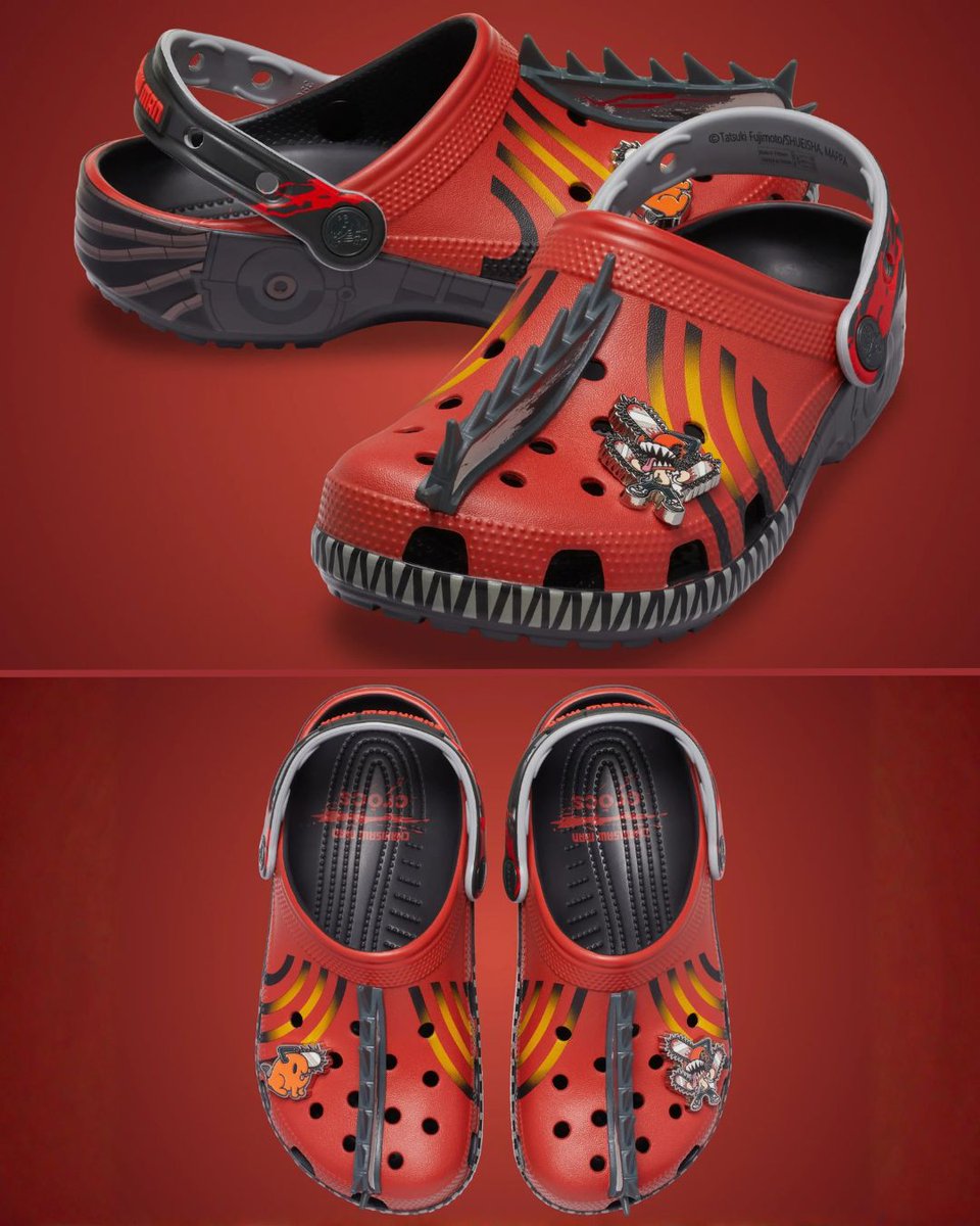 mecchaJP's tweet photo. Chainsaw Man is getting its own Crocs! 🪚

The new Chainsaw Man × Crocs collection features four Classic Clogs inspired by Denji, Power, Pochita, and more, along with character-themed Jibbitz charms! ✨

The collection will debut early at New York Comic Con from October 8–11, before a wider release later this fall. 🪚

Which pair would you wear? 👀

#ChainsawMan #Crocs #Denji #Pochita #RezeArc