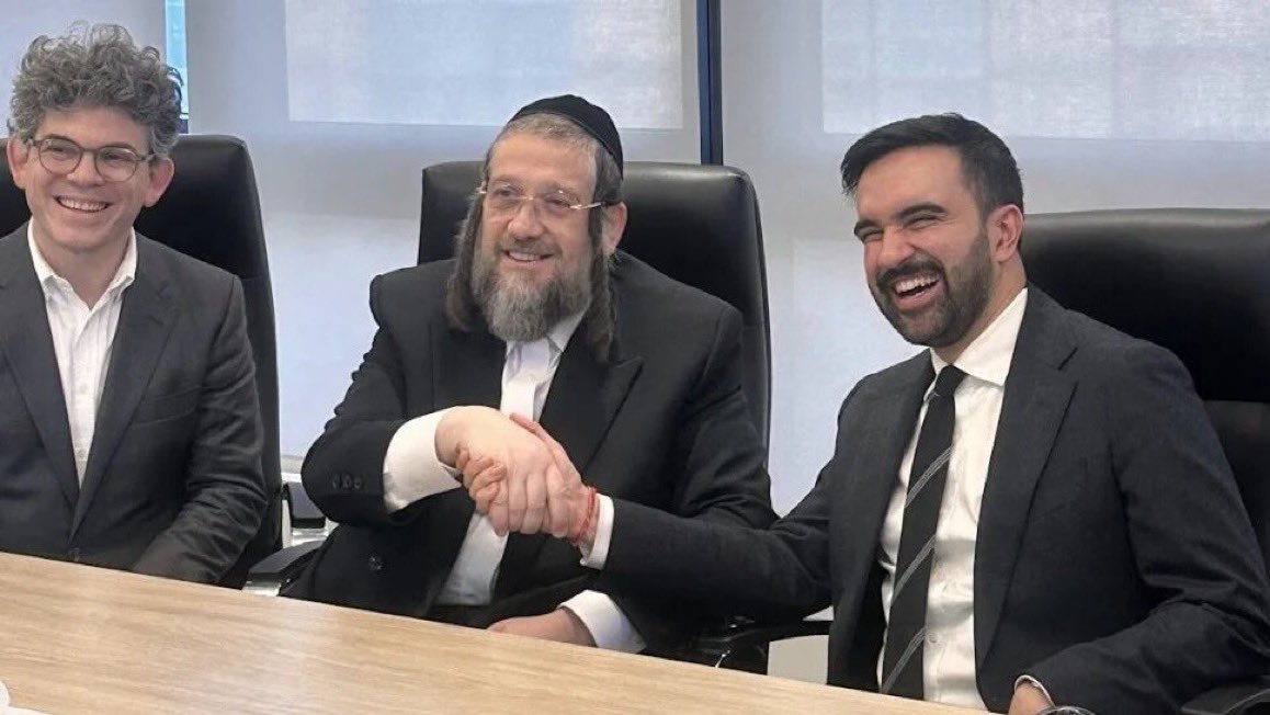 minutemen_us's tweet photo. 🚨BREAKING🚨

Given the latest announcement of giving more NYC taxpayer funds to the jews...

We the Minutemen are officially declaring Zohran Mamdani as a domestic terrorist.

There were signs. https://t.co/l0SSfnLYdD