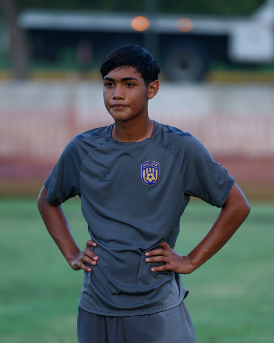 RacingTDP_Sub16's tweet photo. ¡Enfocados en cada entrenamiento para iniciar nuestro camino en la Liga TDP Sub16! 😈

#NuestroCorazónNuestroEscudo💜 https://t.co/PC025OK51l