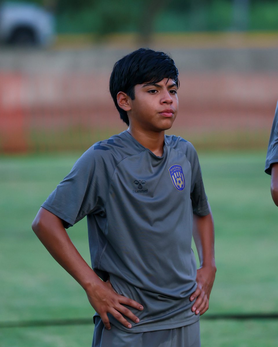 RacingTDP_Sub16's tweet photo. ¡Enfocados en cada entrenamiento para iniciar nuestro camino en la Liga TDP Sub16! 😈

#NuestroCorazónNuestroEscudo💜 https://t.co/PC025OK51l