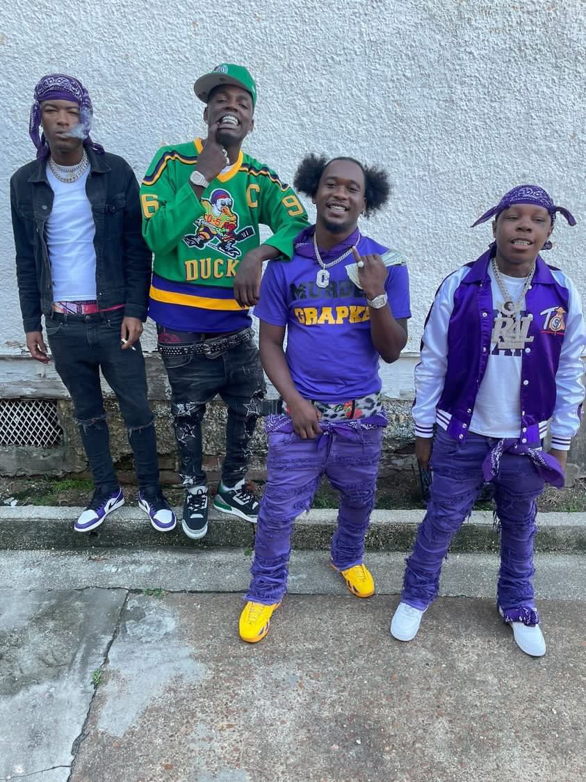 dgrapkee's tweet photo. I'm CEO Bitch💜#MDG #Redrum https://t.co/y3v1adDf38