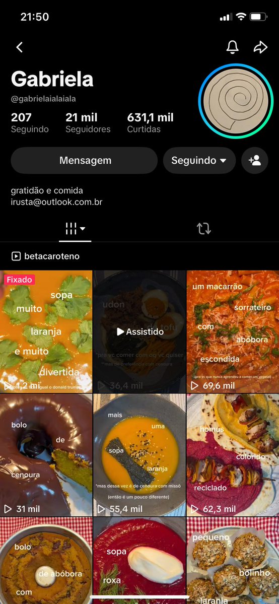 passarosevento's tweet photo. obcecado no perfil dessa menina q almeja ficar da cor laranja através do consumo de quantidades exorbitantes de betacaroteno https://t.co/fE9xp91GlI