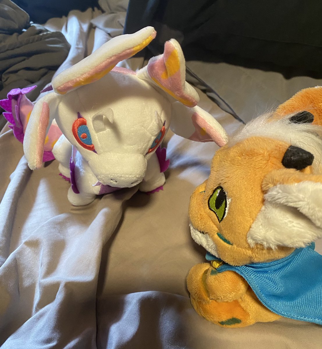 ExuberantLoot's tweet photo. cutie bubble fox friend!!!! https://t.co/9bYnxQPWVc