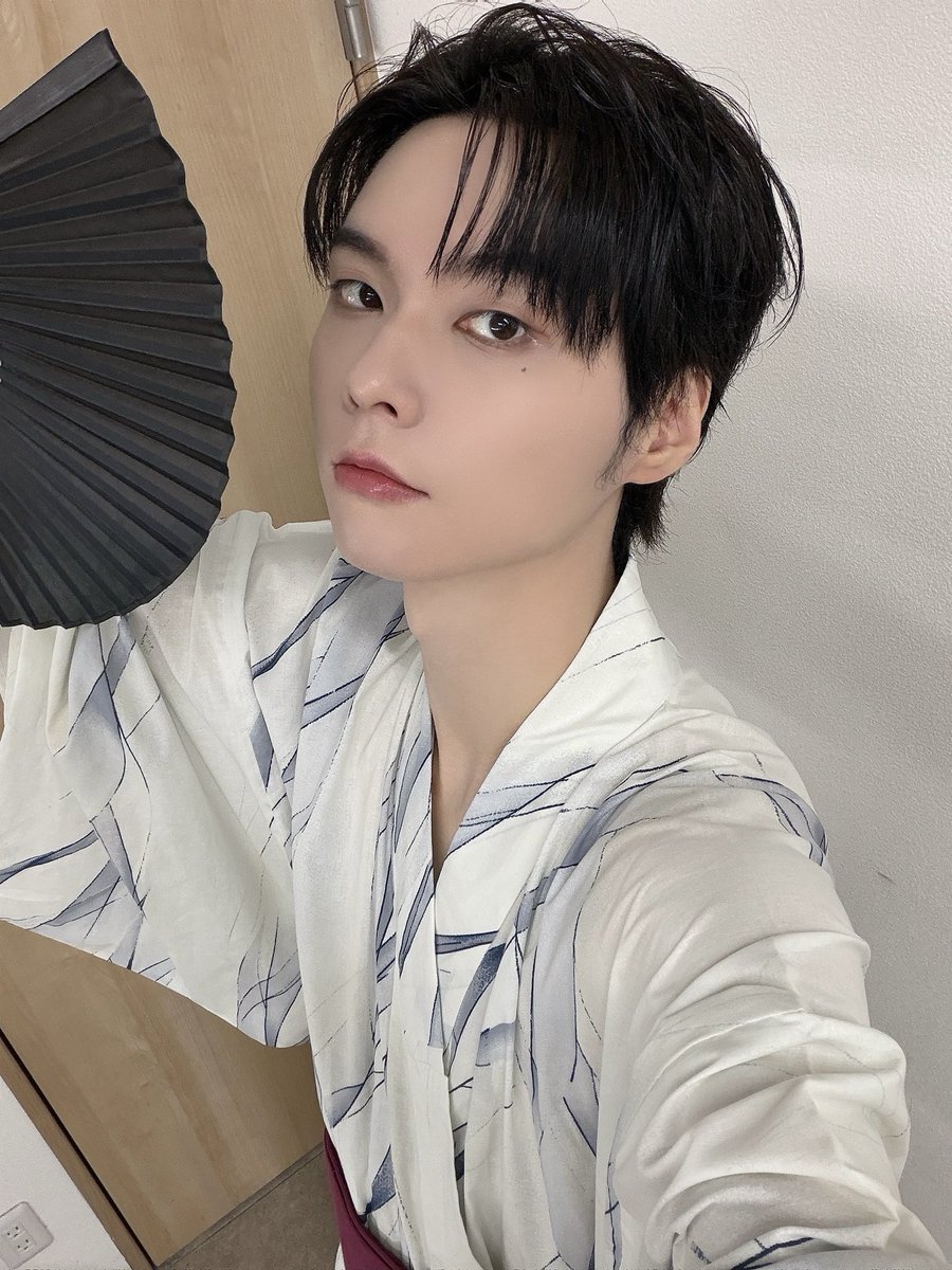 WAKER_official's tweet photo. 10월도 화이팅🤍

#WAKER #웨이커 #ウェイカー
#리오 #LEO https://t.co/T7wj5pcRY6