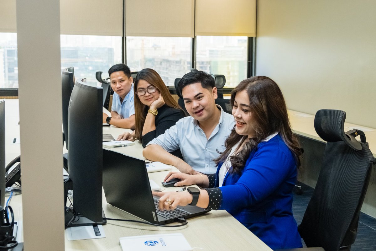 GEODIS_Group's tweet photo. GEODIS expands in the Philippines with local Freight Forwarding operations - Offering direct access to our global network and local expertise for:
➡️ Air &amp; Ocean Freight
➡️ Project Logistics
➡️ Supply Chain Management

🔗https://t.co/UvtI2U0Rax

#ABetterWaytoDeliver https://t.co/nKBULiYwHI