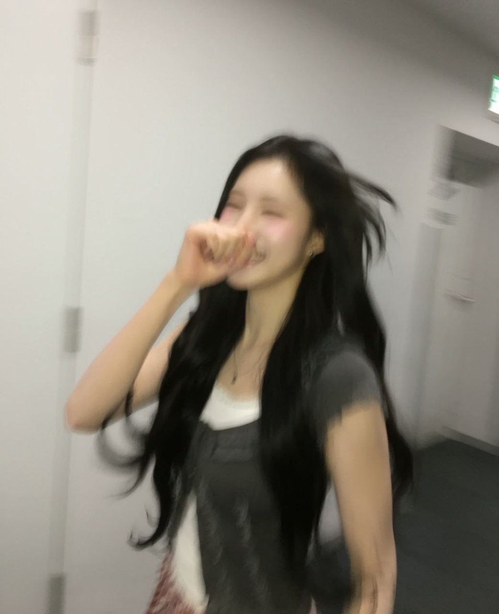 kixjuun's tweet photo. Princess being silly in these same casual hallway snaps. Long locks and soft pout with that rare winsome glance doing the work. Diva attitude stays chic yet playful as I tilt and tease the lens. Just a little saucy fun without trying too hard. Owning the frame like it’s nothing. https://t.co/Kqvkn5uysG