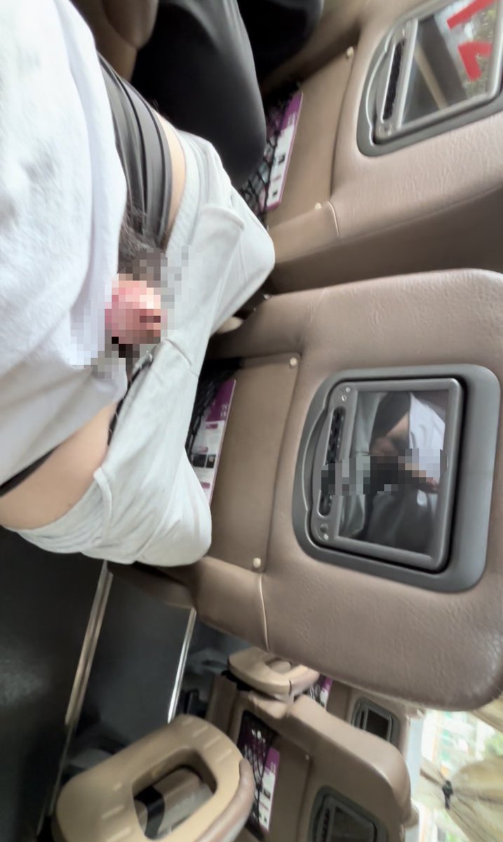 zozocojin's tweet photo. 前陣子客運上露出來被吹
不知道要不要發影片 🥵 https://t.co/r7flHTBsA3