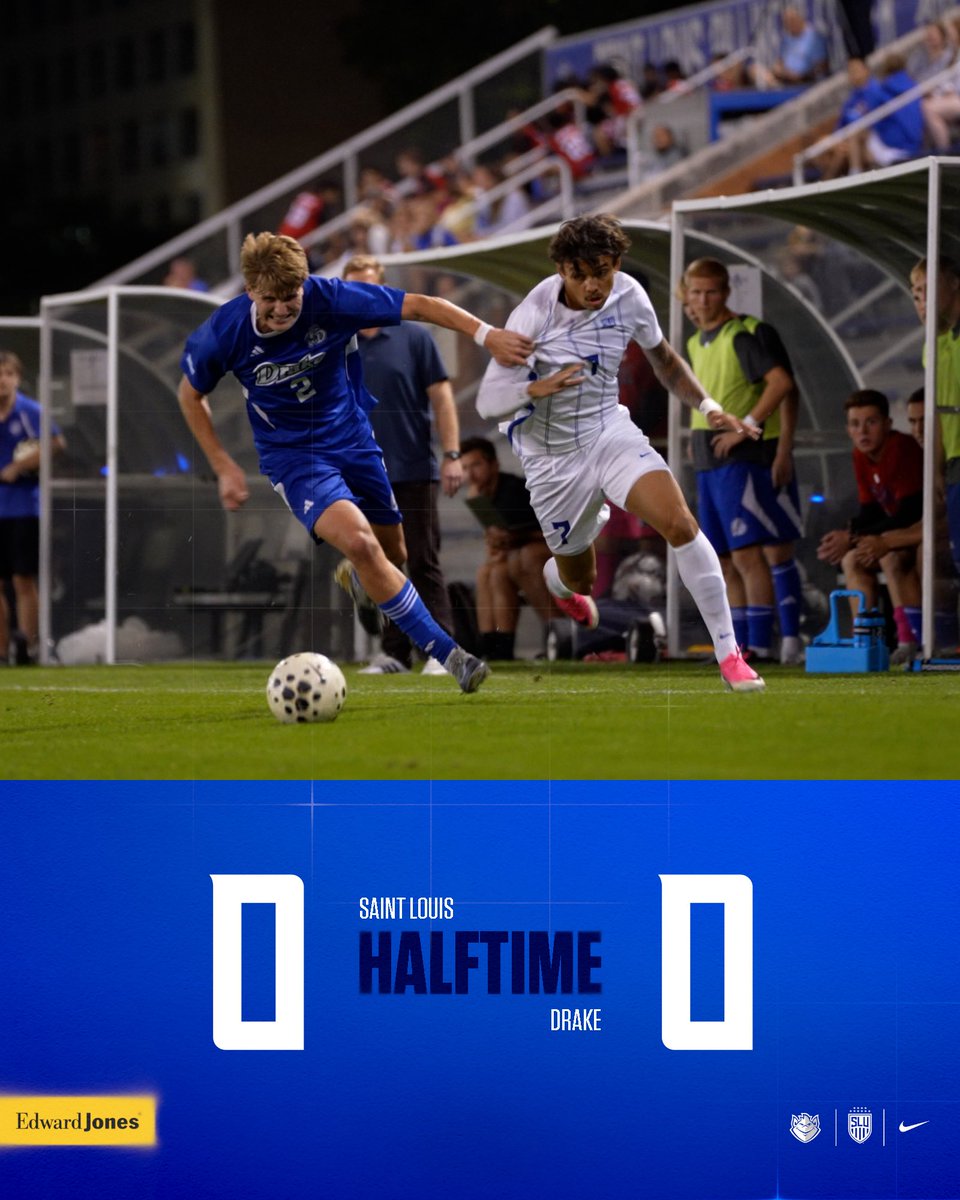 SLUMensSoccer's tweet photo. Even at the half with Drake.

#BeBold #BeBlue https://t.co/F1x9EZotpz