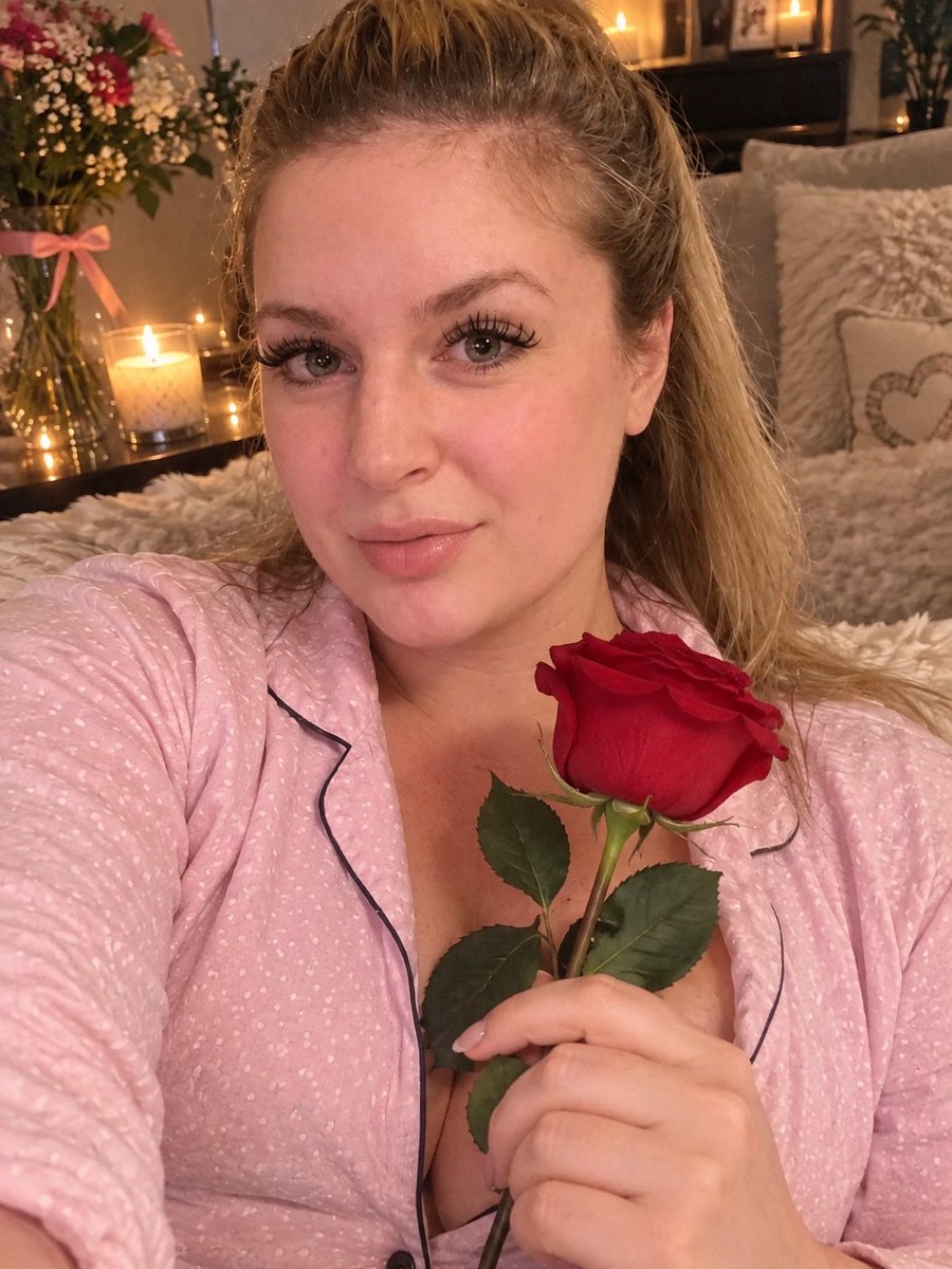 danielleftvonly's tweet photo. All for my king
Retweet and follow then dm me for a special gift https://t.co/x5i2e4p106