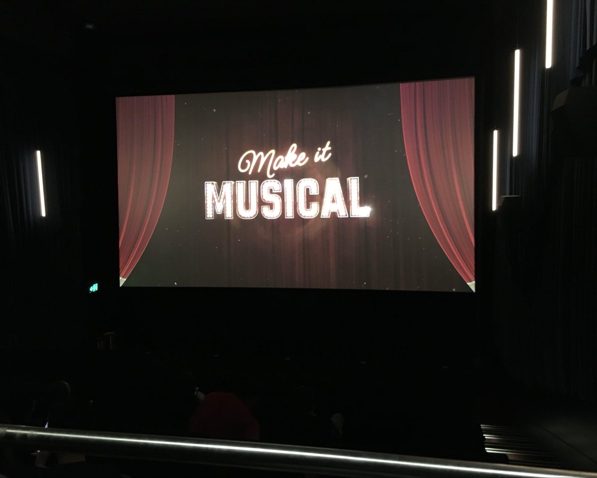 twinkdidion's tweet photo. seated for a surprising packed matinee of La La Land. first time watch too!! 😊 https://t.co/cvYbmVyvwO