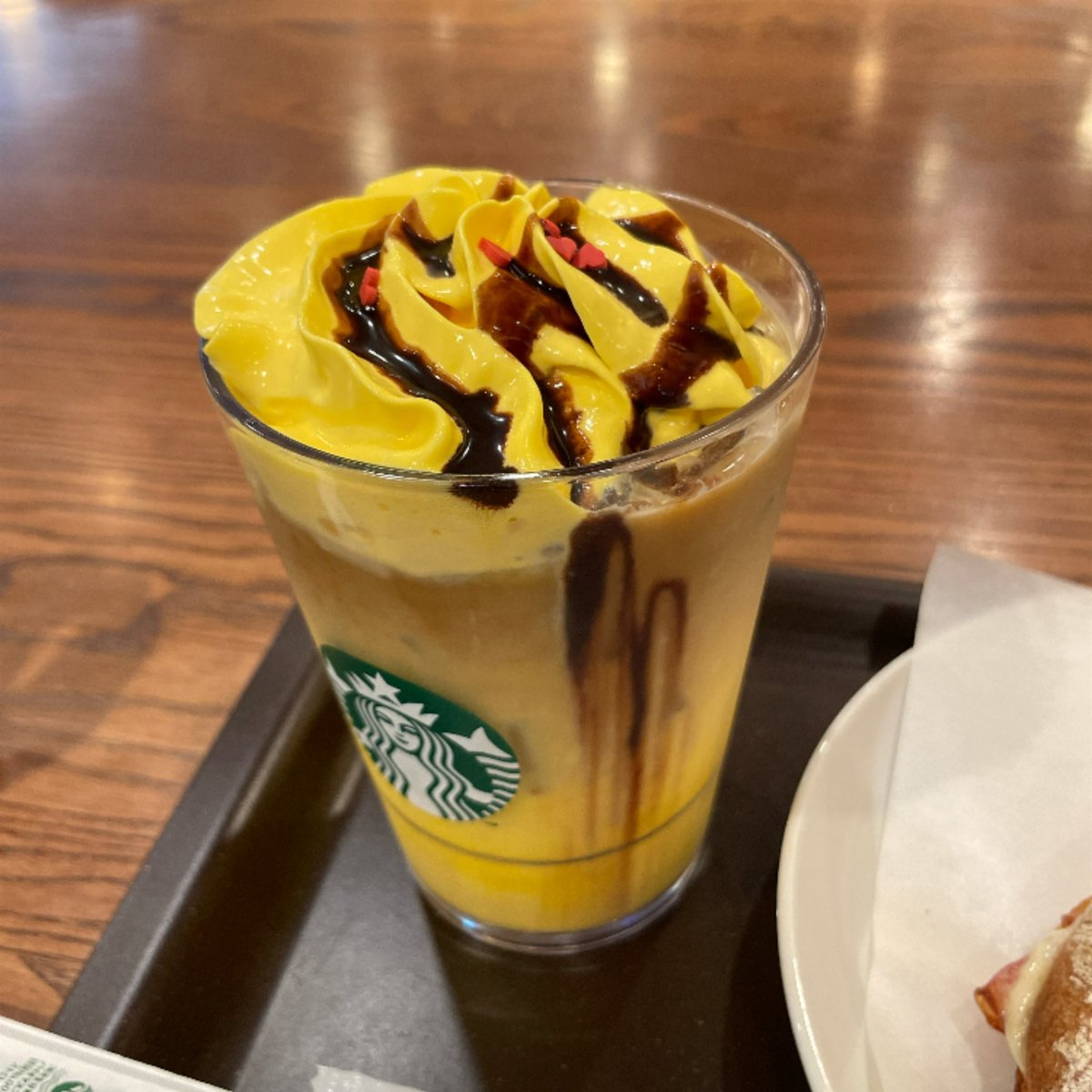 natsucali's tweet photo. 朝ごはん https://t.co/AnNGSmftuY