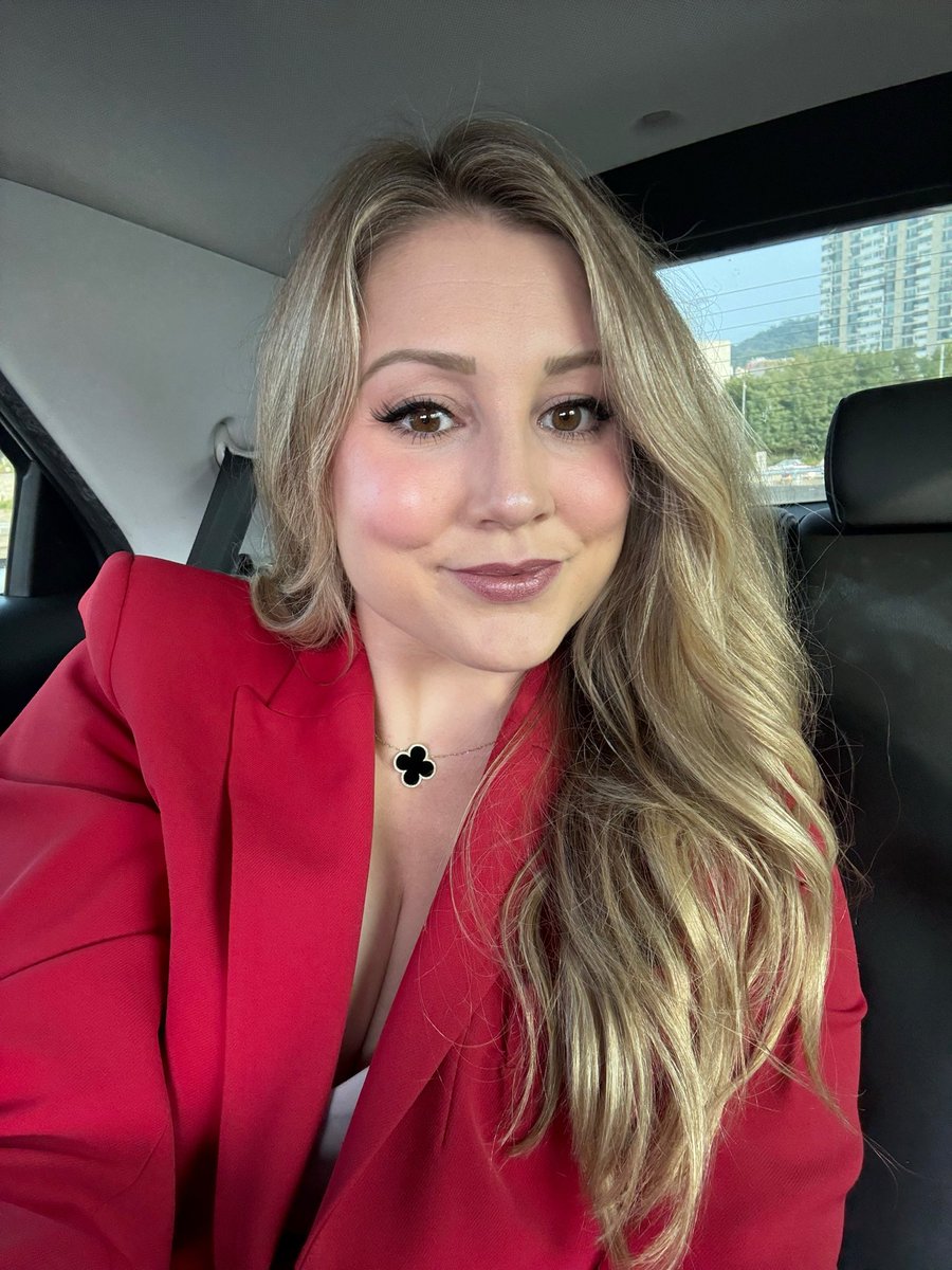 EleanorTerrett's tweet photo. 🇰🇷 Day 1 of @kbwofficial in Seoul!

Catch me on @CoinDesk Live with the amazing @JennSanasie from 11AM-1PM KST.

Later, I’ll sit down with @milesjennings, @millercwl, @ChrisBrummerDr and @wailum_kwok to talk about the path forward for crypto policy.

Come say hi if you’re here! https://t.co/guVhrTnvFX
