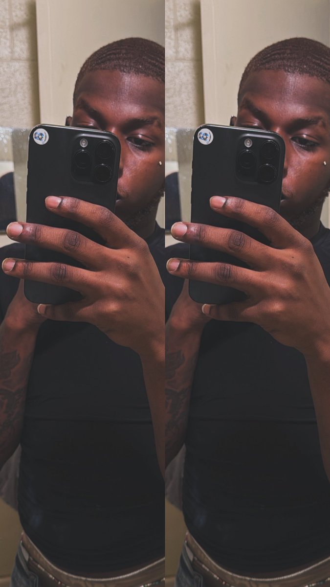 RodTheedonn's tweet photo. i want my own friend, nbdy ever wanna sit on ft with me https://t.co/ipTnHCTFe7