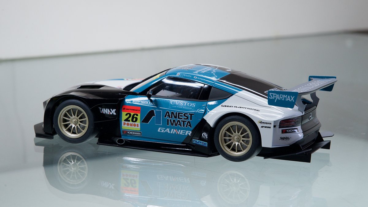 crazy_clouds's tweet photo. 完成👍
SUPER GT GT300クラスのANEST IWATA RacingのGAINER ZをタミヤRZ34から作りました。完全再現を目指したものではなく、納期の関係で、時間がかかりそうだったり失敗するリスクのあるところは省略してます。まあそれらしいものができたのではないかと。 https://t.co/58Wuwtw6KU