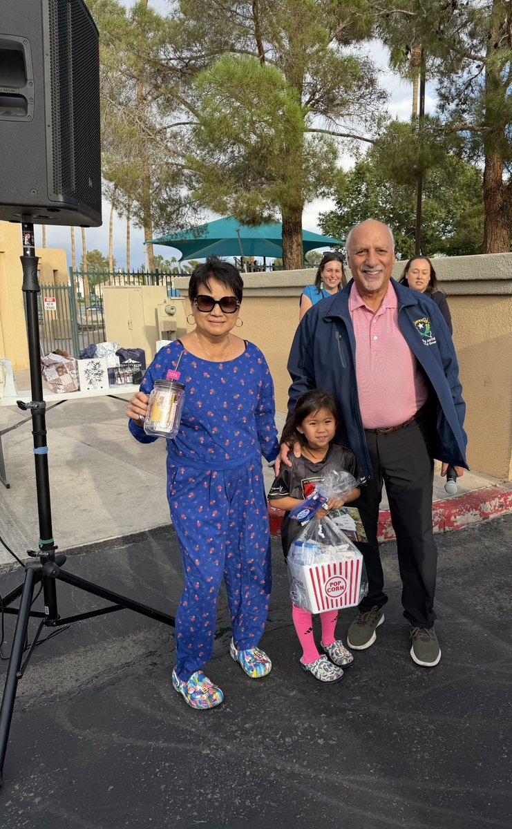 StavrosAnthony's tweet photo. Beautiful night in Las Vegas and the Desert Shores community for their neighborhood night out. Residents coming together to spend time with law enforcement and elected officials and their community leaders. https://t.co/SUcnq8snaN