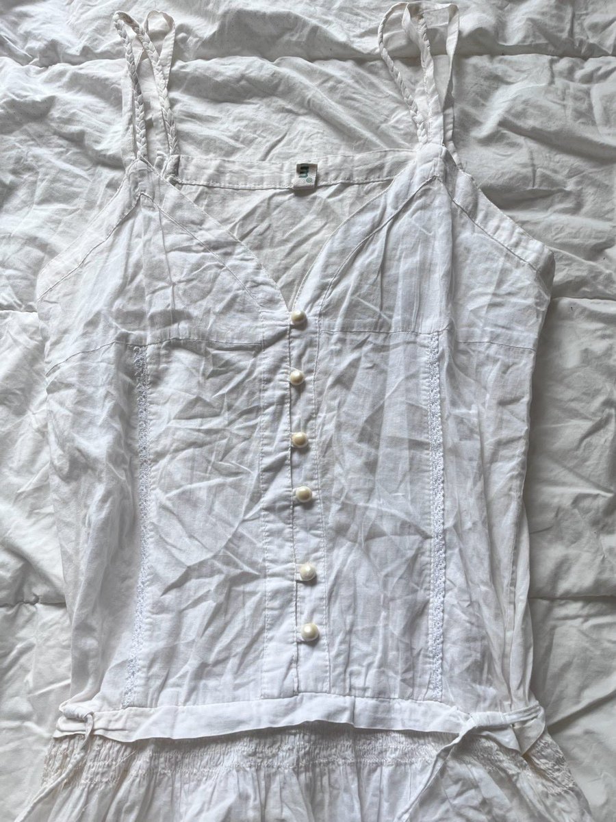 Lunar_studio_'s tweet photo. 💕 พร้อมส่ง 🎀

୨୧₊˚⊹ DETAILS ⊹˚₊୨୧

♡ Free size 40”
♡ Length : 38”

♡ Price : 100.- 🎀🪽
🚚 : 40.-

☎️ สอบถามเพิ่มเติม สั่งซื้อ 𝗱𝗺 𝗼𝗿 𝗮𝗱𝗱 𝗟𝗶𝗻𝗲 @486gofwk  ค่ะ 

#เสื้อผ้ามือสอง #เสื้อมือสอง #เสื้อผ้ามือสองราคาถูก #เสื้อผ้ามือสองสภาพดี #เสื้อผ้ามือสองออนไลน์ https://t.co/LfWB8HJTT7
