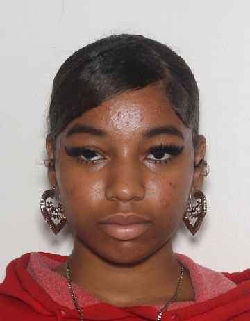Ohio1ShyGirl's tweet photo. #VIRGINIA    #Hampton
NINAH NOELLE SANTOS, 17  MD:9/26/26  #MissingJuvenile ‼️PLEASE SHARE‼️  ☎️HAMPTON POLICE DEPARTMENT 757-727-6111
✔️NINAH WAS LAST SEEN WEARING BLACK LEGGINGS, A BLACK HALTER TOP, BLACK KNEE HIGH CONVERSE AND CARRYING A CHEETAH PRINT PURSE.
#MissingPerson  #MissingPeople 
https://t.co/oXH2TC3ltn