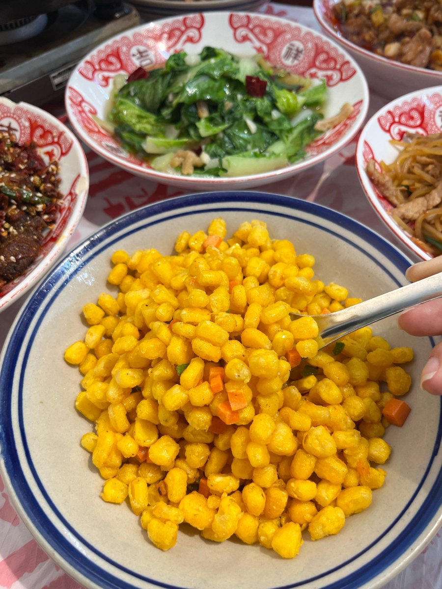 spm04012's tweet photo. [I tried the stir-fry (炒) dish at Chengdu’s cool (逞) new bistro—what a splendid (仑) and fresh (绽) surprise!] https://t.co/JAAfBVYuLH