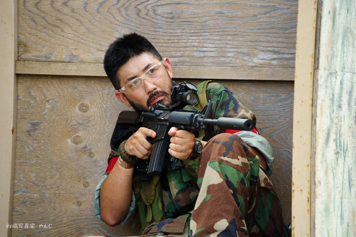 JUN_SAITOH_WHR's tweet photo. #やんサバ
OP通信 エクストリーム戦場カメラマン

やんじ(@yanzyfactory)
が主催する貸し切りサバゲー
「やんじの撮影サバゲー！」

日時：11/14(土)
場所：ユニオンベース
(https://t.co/8cQK4CQZNy)

戦闘中の写真からポートレート撮影
写真映えする装備で格好良く撮って貰おう！！ https://t.co/g94qEh7OjE