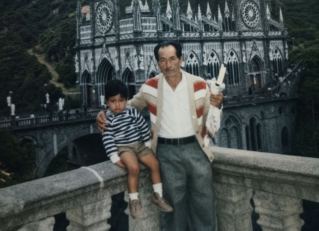 1edwinmeneses's tweet photo. #EternoPadre | Gracias a Dios por usted Papá ¡Un honor caminar juntos!. #Compañerito🙏🇬🇦

¡Nos volveremos a encontrar Papá!🙏🤠 https://t.co/0tWpuGlU5H