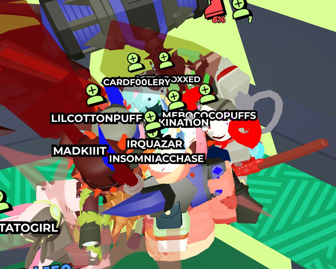zquimpy's tweet photo. Cuddle puddle with a mastery Medkit 
#phighting https://t.co/RRZhmpWb4A