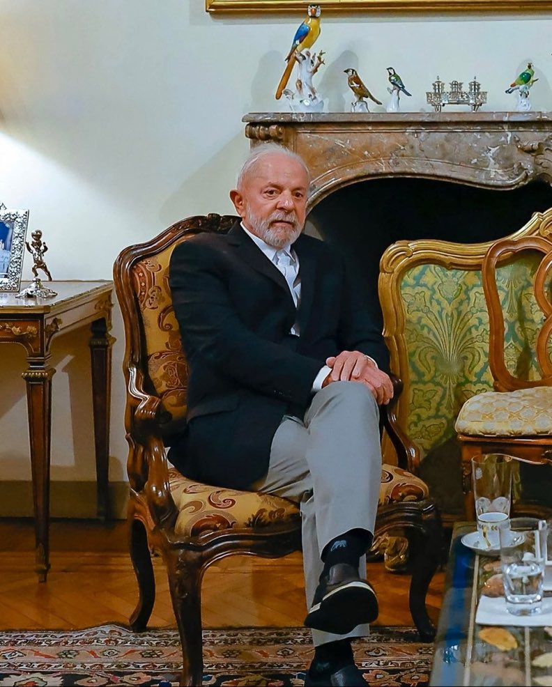 _dilmadebochada's tweet photo. Domingo eu vou votar Luiz Inácio Lula da Silva, o maior Presidente da história do Brasil 🇧🇷 https://t.co/QJvvsbQGzq