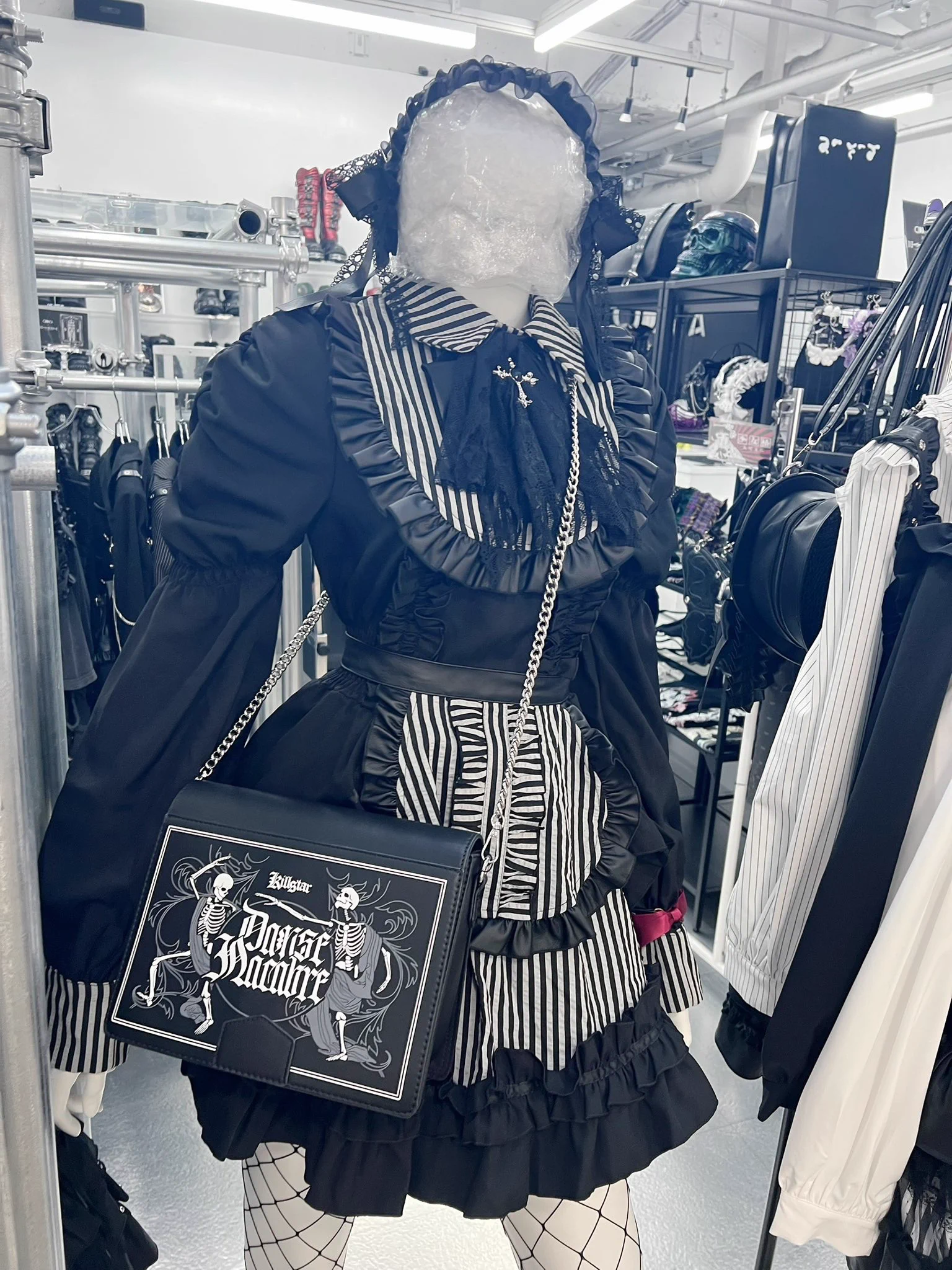 レ*ィ様 IMVAL Gothic Maid Dress QOOZA QOOZA【クーザ】 on X: 