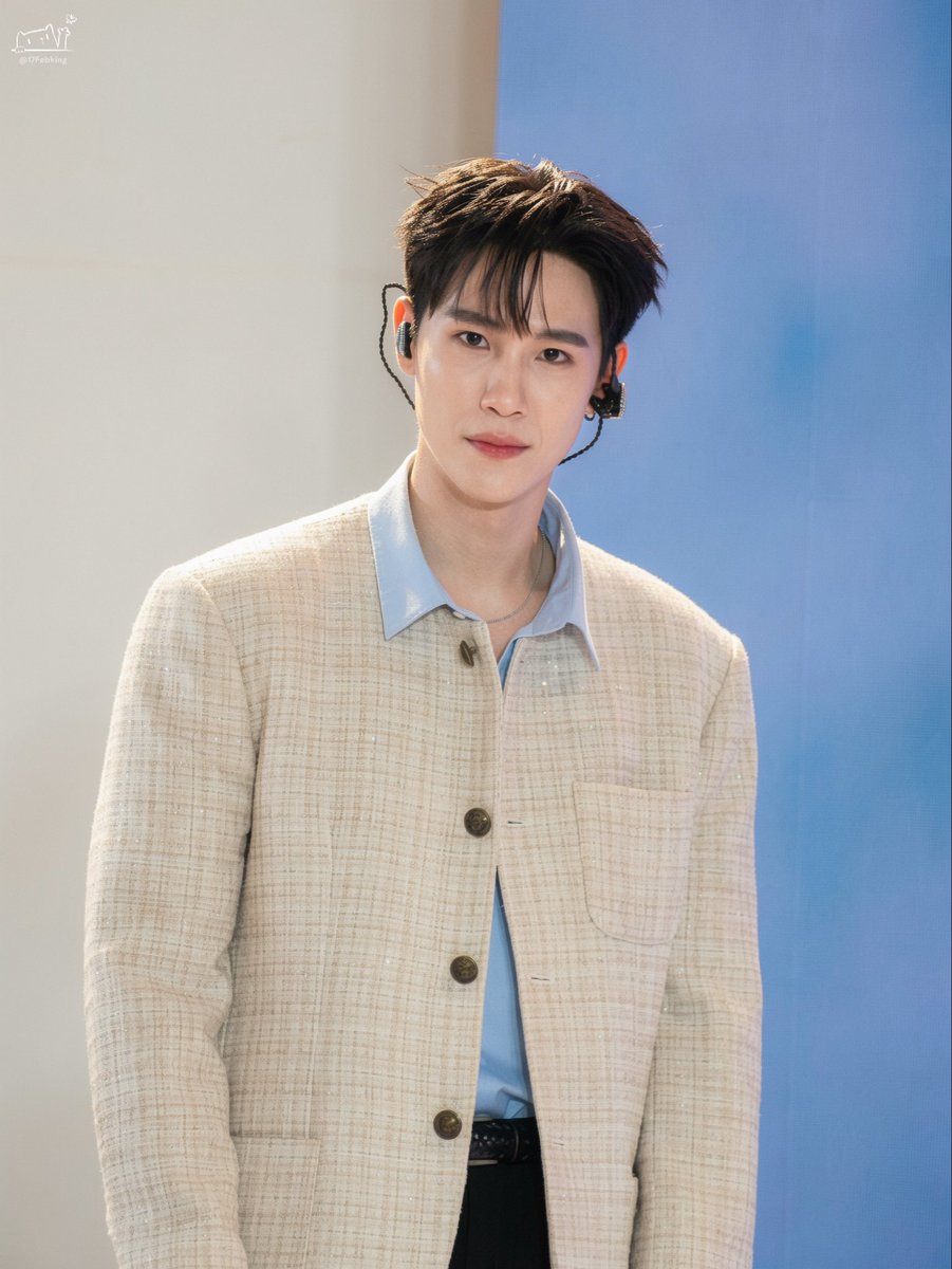17Febking's tweet photo. ชัดเจนในเลนส์เรา 📸

⋅♡ ₊  #junniorrs ⋅♡ ₊ https://t.co/koNoCQ4OSQ