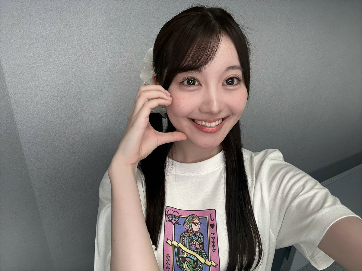 hinata_kase's tweet photo. 皆さんおはようございます😃☁️☔️
本日9/30、21:30から配信します！1時間だけの配信になると思う！短めだけどたくさんお話ししましょう❣️
水曜日乗り切るぞー👊

#jgirl #jjad2027 https://t.co/PAiSVF4rsd