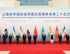 Mushahid's tweet photo. AUSTERITY Plan Dead: Govt squanders Rs 9.6 BILLION to buy 45 LUXURY bullet-proof limousines (BMW &amp; MERCEDES) ostensibly for SCO Summit in Pakistan in 2027, when SCO has only 10 members! 45 cars bought for 9 visiting foreign leaders (including India)? Who is Govt trying to fool? https://t.co/UdG90RDIT4