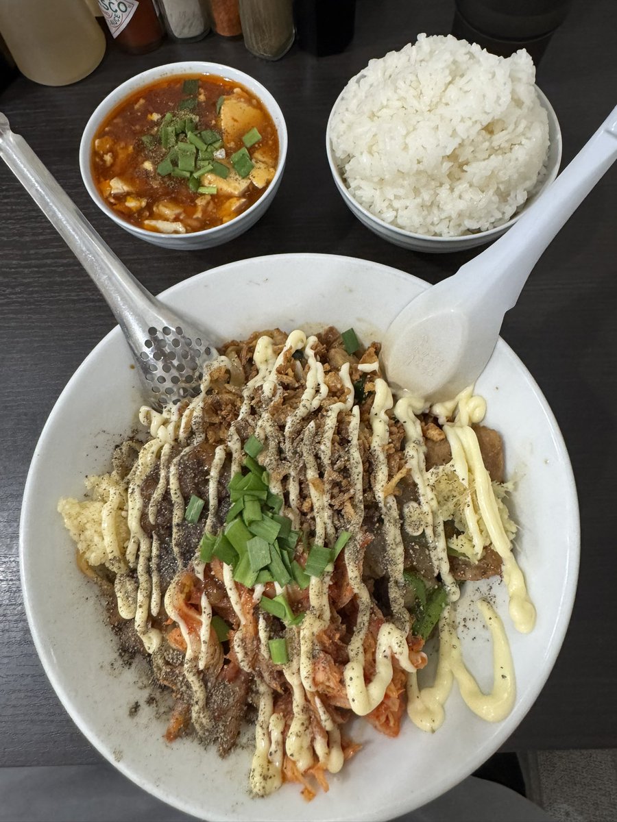 toki_sc2's tweet photo. 今月1回も呟かないで終わるところだった
近所のラーメン屋が閉まる前にめっちゃ行った写真でも上げとくか https://t.co/rKveHK4NDU