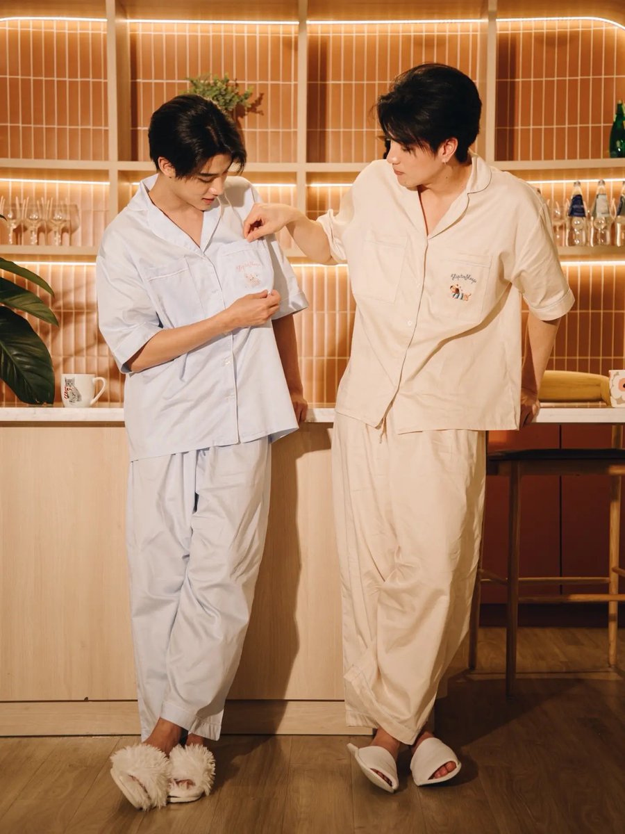 INN__OFFICIAL's tweet photo. @innjakkrasin @Ongsacelcius1 (🔔) IG Post : sliptosleep update || 29.09.2026《2/3》
🔗 https://t.co/3MoZV4tD3e
💭 Your @innjakkrasin & @Ongsacelcius1 matching-PJs moment. 💕🐶🌙🐇
#Sliptosleep
#TheOriginalBralessPJs
#innjkrsn #Sliptodachshundandrabbit https://t.co/VnTDkDDqkq