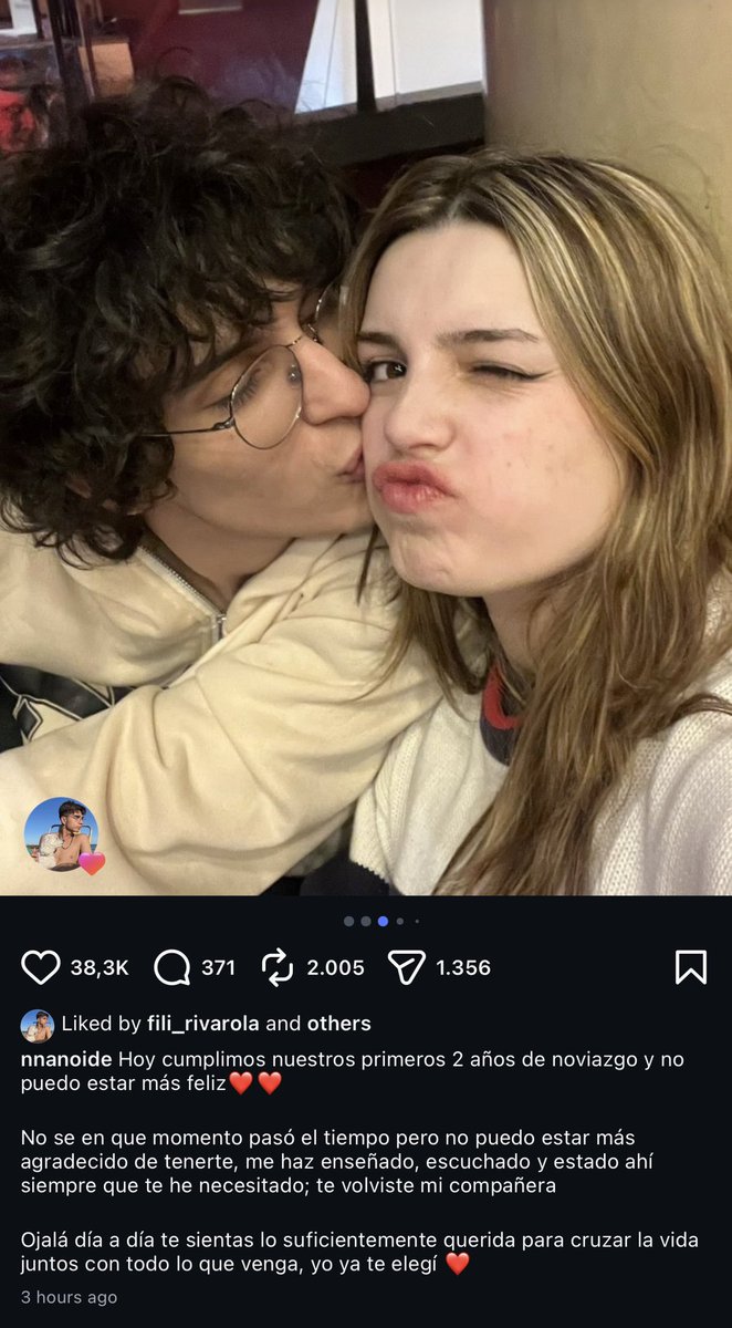 CaroSchell's tweet photo. felicidades nanoide por presumir a su novia como se debe https://t.co/Rxn9kyFEzT