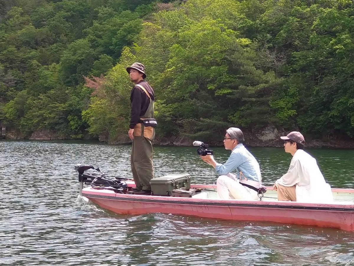 naoyukimiha's tweet photo. 今年の5月に「水曜どうでしょう」の藤村さんと嬉野さんが東条湖に来てくださいました🎣
2026年10月10日には加東市で「水曜どうでしょうキャラバン」も開催予定です👏

水曜どうでしょうＤ陣、突然の旅ロケ！兵庫県・加東市がおみまいするぞー【第一夜】 https://t.co/9pgREo5KvO @YouTubeより https://t.co/lNer7GLXQ2