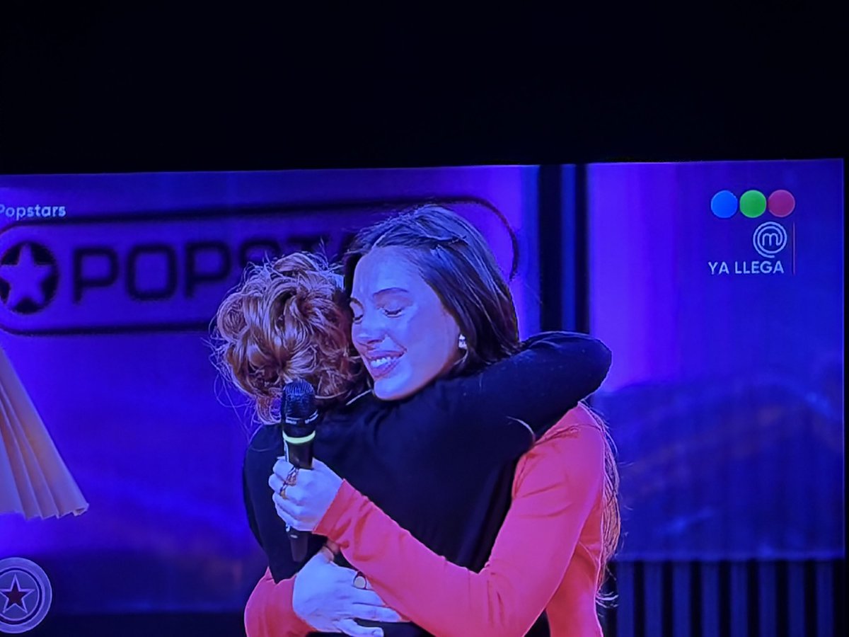 Flordelav's tweet photo. Qué tristes son las eliminaciones en #Popstars cuando hay tantos sueños en juego. 💔
Hoy le tocó a Lola y realmente fue una pena. Lo diste todo, dejaste tu huella y estoy segura de que te espera un futuro hermoso. Que una eliminación no apague todo lo que lograste hasta acá.
Esto no termina, Lola. Es solo el comienzo. ✨❤️