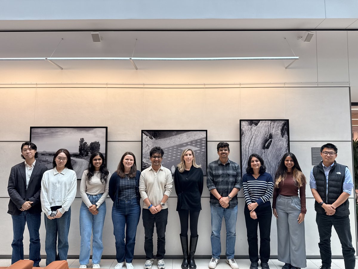 YaleCCI's tweet photo. Thank you to Meagen Eisenberg (’04), CMO of @Samsara, for joining us at @YaleSOM for our Colloquium on Marketing Leadership!

Her advice to future leaders: keep learning, get hands-on with the technology, and never lose sight of the creativity that breaks through the noise. https://t.co/O35aY7DE7C