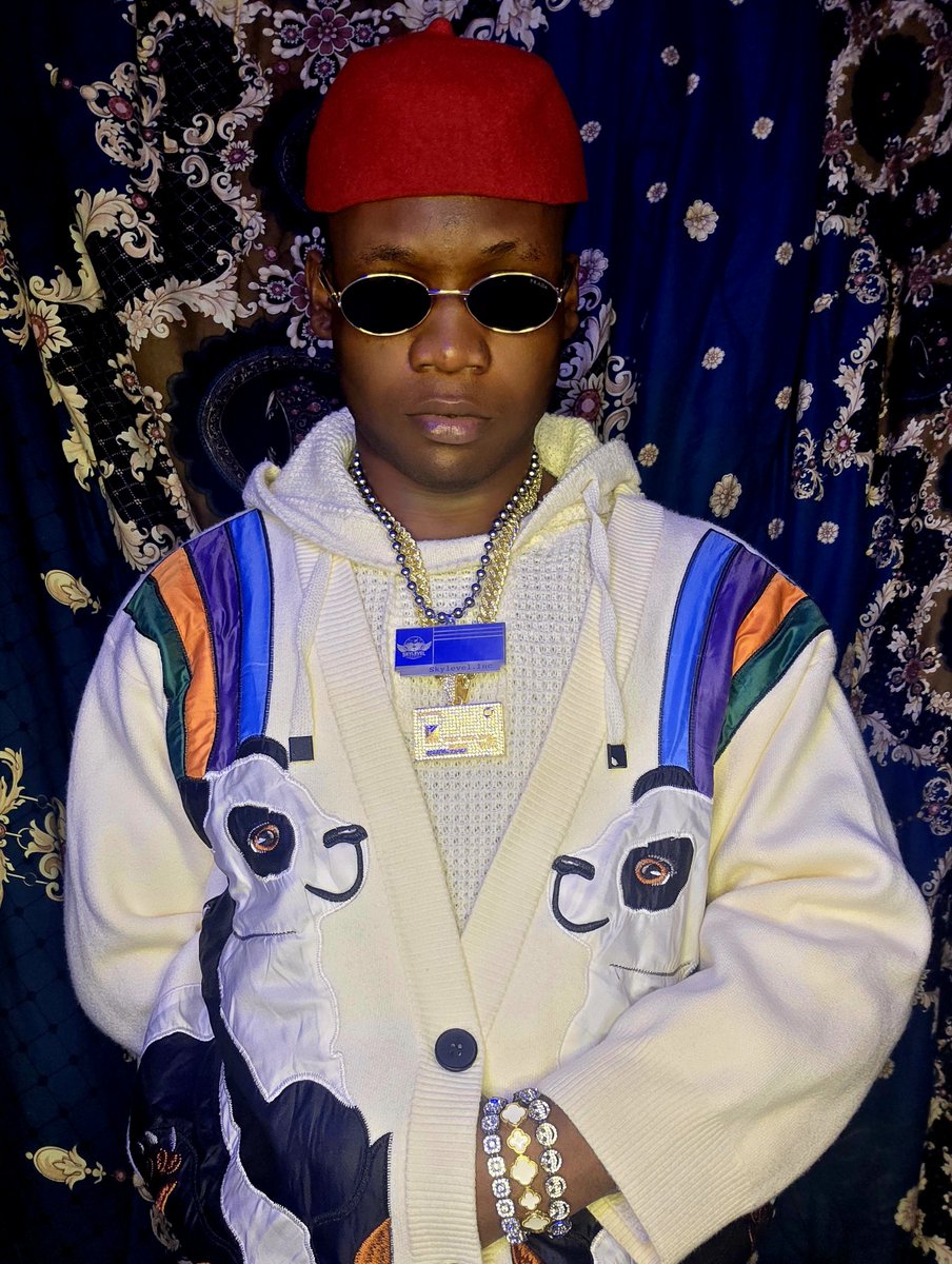 SkylarMuzik's tweet photo. Okara mmadu Okara mmuo 😈♉️👁

#afrobeats #SkylevelMuzic https://t.co/KtLoikrjLT