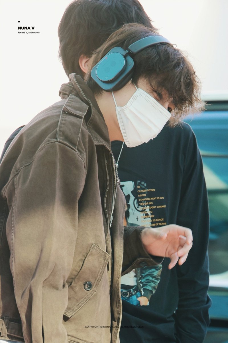 _nuna_V's tweet photo. 260930 #태형 #뷔 #TAEHYUNG #V https://t.co/KZTlBmAtEo