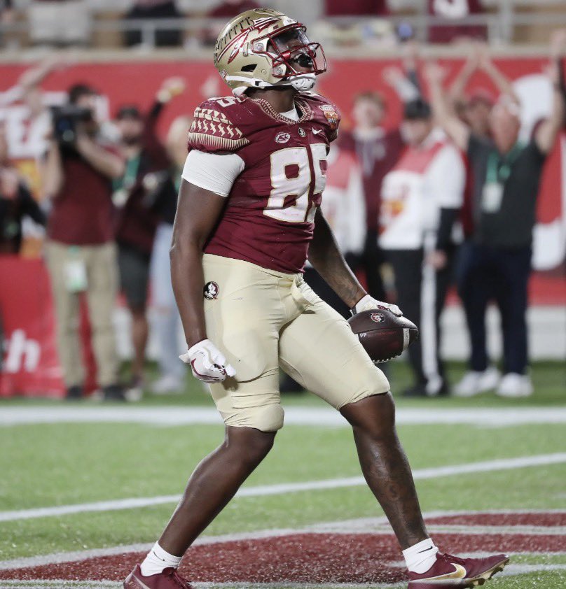 CarsonC3008's tweet photo. Very excited to be @FSUFootball Saturday. Grateful for the opportunity.
-
-
@Coach_Norvell @ThomsenChris @PrestonB49 @CoachManion_ @Noles247 @kolby_crawford @FSU_Recruiting @CoachJones_CHS @CHSBears_FB @CoachDeWeese @CoachLetton17 @CoachCarlVice @Rivals @247Sports @RecruitGeorgia @Hayesfawcett3 @CodyBellaire @BrianDohn247 @Andrew_Ivins @SWiltfong_ @adamgorney @CharlesPower  @ChadSimmons_