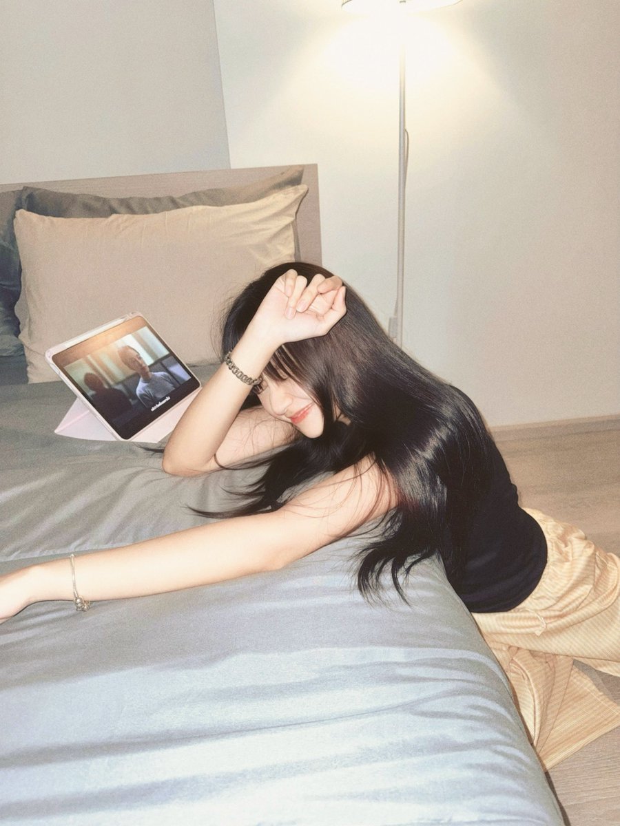 Best_SoraSora's tweet photo. wake me up when september ends⭐️🐰⌛️
#bestsorasora https://t.co/K4eghQz84V