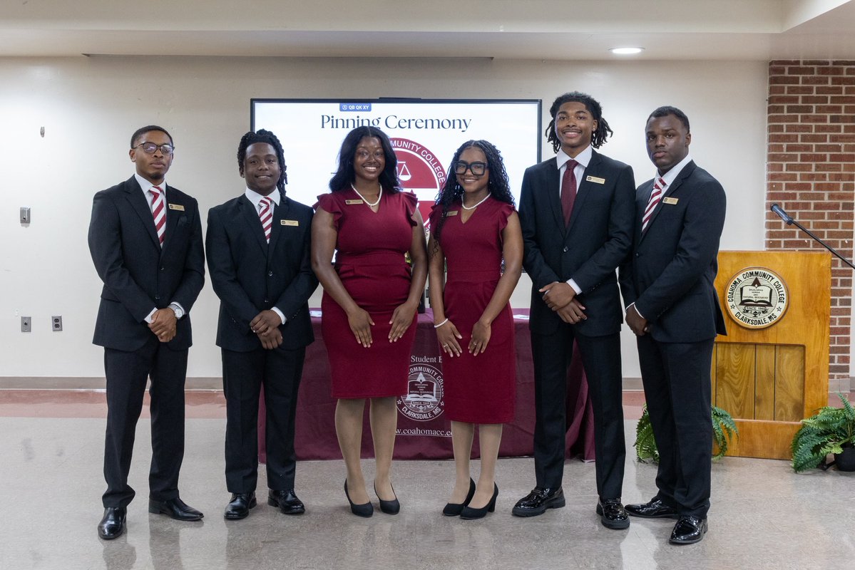 CoahomaCC's tweet photo. #PinnedWithPurpose | Tonight, we celebrated leadership, service, & a new chapter at Coahomaβs SGA Pinning Ceremony. Congratulations to our Student Government Association members as they proudly step into their roles and commit to representing the student body. ππ
#CoahomaProud https://t.co/O3FmOlRyN5