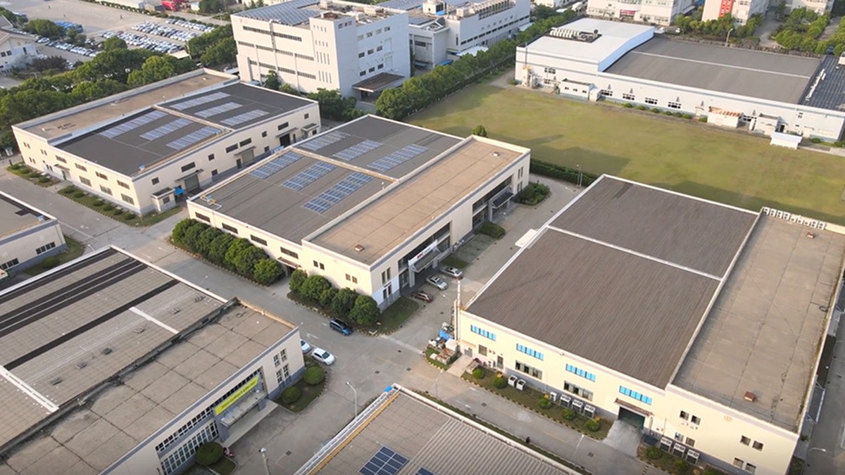 empcasting's tweet photo. EU CBAM pulls die-cast aluminum parts in from 2028.

No carbon data? EU default is ~3.3 tCO2/t — near double China's real ~1.7 t. ~EUR145 extra per tonne.

EMP: carbon traced ingot-to-part, not assumed.

https://t.co/KoZhH2Wf8E
#CBAM #DieCasting https://t.co/VPsPYLZJYR