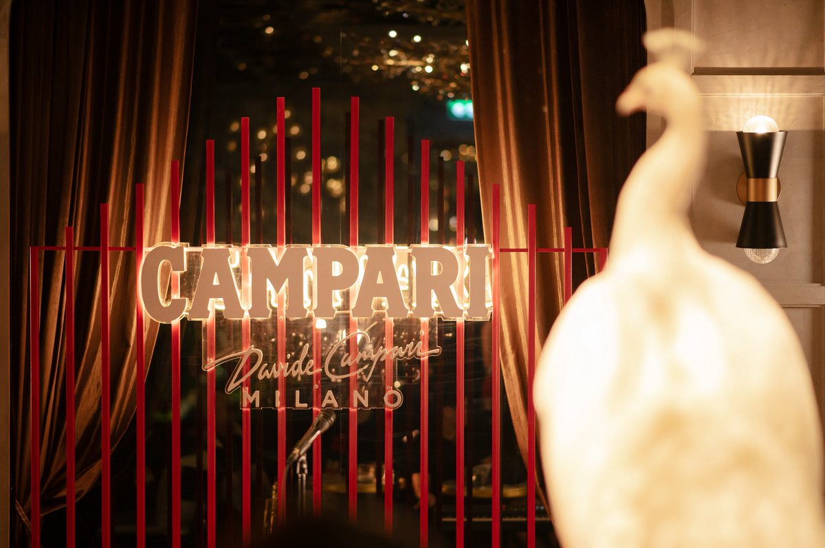 pprivatespaces's tweet photo. Red is new black #campari #negroniweek https://t.co/T5nIH4Qbl3