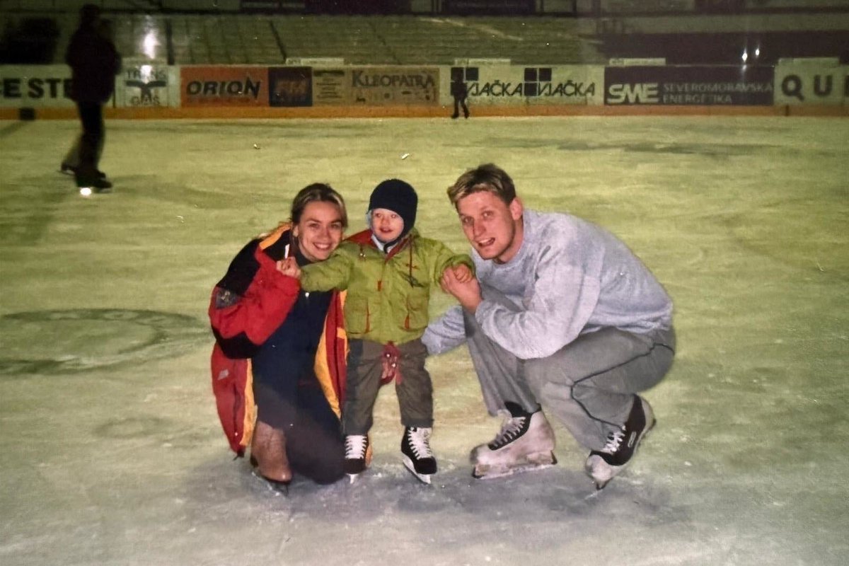 RiseFromTheAshZ's tweet photo. Did you know that Jakub Dobeš' mother was a competitive figure skater, competing at the World Figure Skating Championships?

That explains his elite skating and ability to be so aggressive (skating forward and back). 

His father, Zdeněk Dobeš, played Czech pro as a goalie.

🤯 https://t.co/EYwqiJZ3vJ
