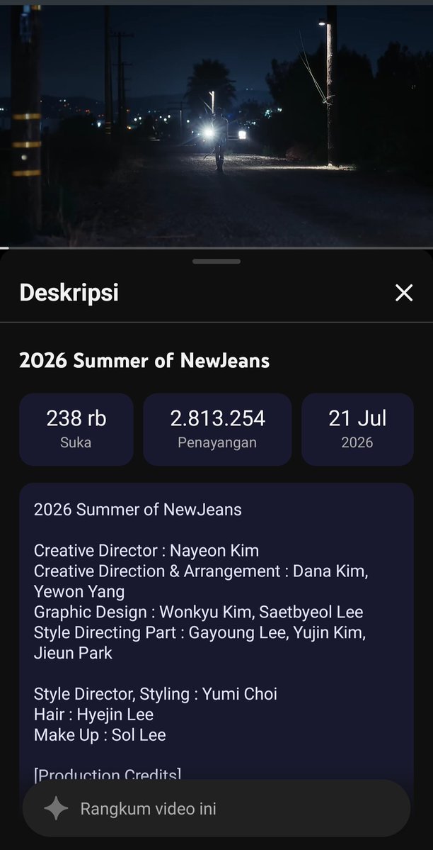 njz_updateidn's tweet photo. Perbandingan jumlah streaming NewJeans dan Danielle.

Setelah Danielle dikeluarkan secara sepihak oleh Ador, para penggemar NewJeans yaitu Bunnies terbelah menjadi 2 tim. Yaitu tim boikot Ador/Hybe dan tim yang tetap mendukung NewJeans untuk beraktivitas menjadi 4 anggota.

Tampaknya lebih banyak Bunnies yang memilih boikot daripada mendukung Ador. Dari jumlah streaming terdapat perbedaan cukup jauh antara penayangan video perdana NewJeans saat anniversary dan video perdana Danielle tampil di youtube pribadinya.

Setelah 2 bulan penayangan, Summer of NewJeans hanya mendapat 2,8 juta penayangan. Sedangkan video Danielle, yaitu Detour mendapat jumlah streaming lebih besar 4,9 juta dalam waktu 3 minggu.

Perlu diketahui, semua orang memiliki pendapat dan alasan tersendiri. Jangan sampai perbedaan ini menjadi kesempatan untuk saling terpecah lagi. Tetap saling menghormati pilihan masing-masing.

Jadi kalian tim boikot atau tidak?

-🐼