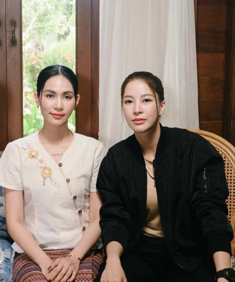Rmookch's tweet photo. ชอบรูปนี้อ่ะ ไวบ์มันเหมือนรูปพ่อแม่สมัยวัยรุ่นที่ถ่ายกัน คือเคมีมันดีโดยไม่ต้องสกินชิพไรเยอะแยะเลย มวลความรักมันออกมาจากบริบทรอบๆอ่ะ https://t.co/fgXqokCLxI